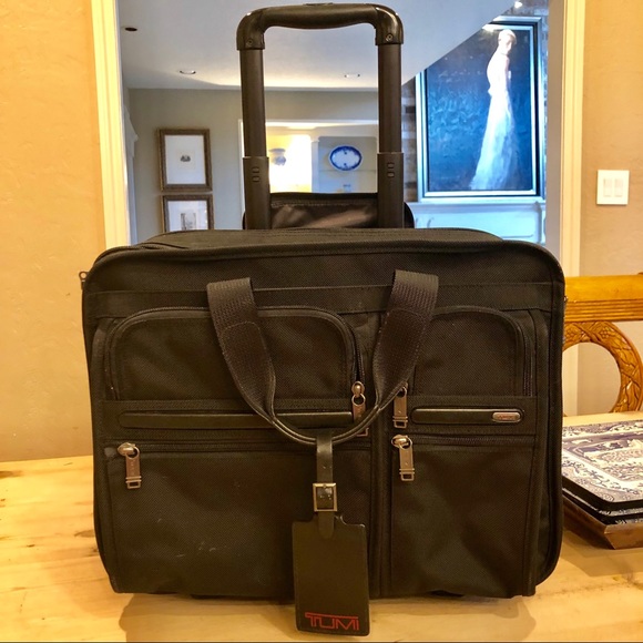 tumi rolling laptop bag